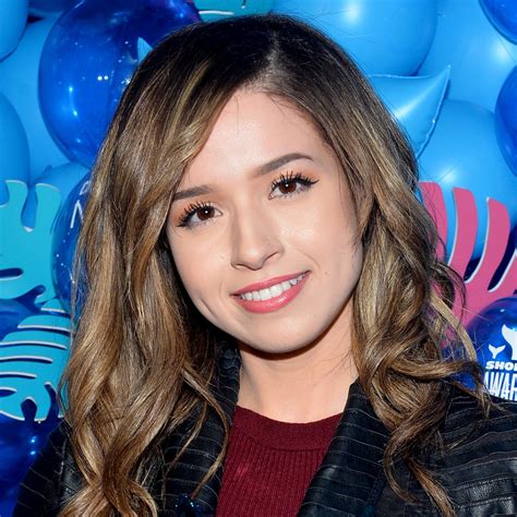 Pokimane Bio Age Height Career Net Worth Affair