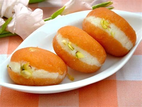 Malai Chum Chum Recipe – Step by Step Guide | Indian dessert recipes ...