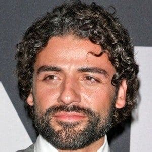 Oscar Isaac - Bio, Facts, Family | Famous Birthdays