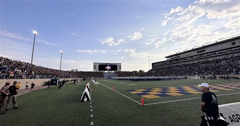 No. 3 Montana State falls 20-16 to No. 1 South Dakota State in frenetic ...