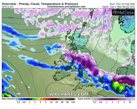 UK snow: Britain's big freeze finally laid bare as 'disruptive snow' set for entire nation ...