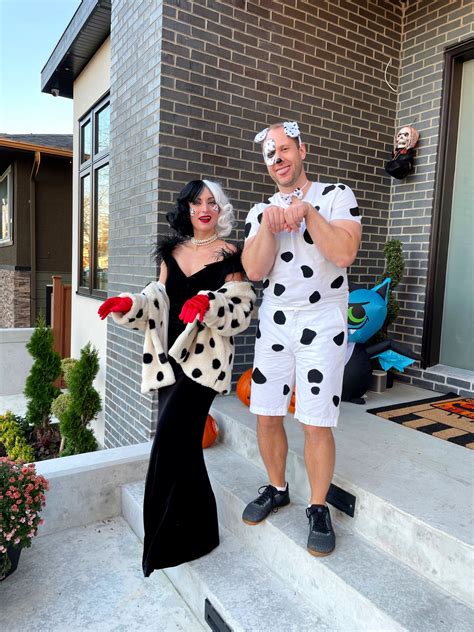 Cruella & A Dalmatian – Couples Costume