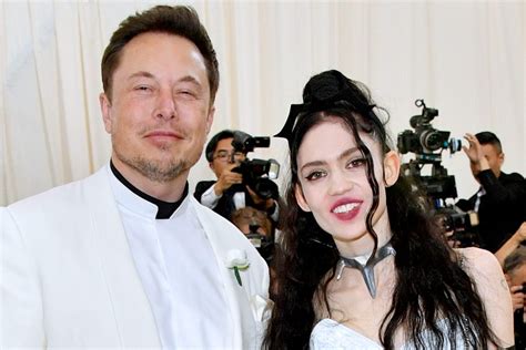 Elon Musk, Grimes keep it weird with name change for baby X Æ A-12 - National | Globalnews.ca