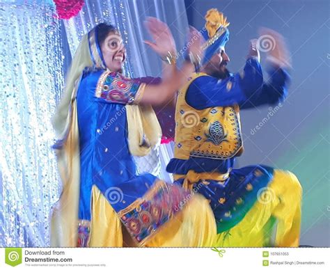 Bhangra Dancers Performing on Stage Editorial Stock Photo - Image of celebration, live: 107651053