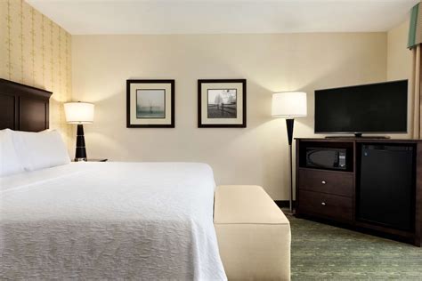 Hampton Inn Dover Dover, New Hampshire, US - Reservations.com