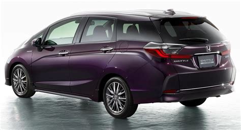 New Honda Shuttle Hybrid Back picture, Rear view photo and Exterior image