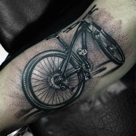 Guy With Bicycle Imprint Tattoo On Forearms #Tattoosformen | Tatuagem de bicicleta, Tattoo bike ...