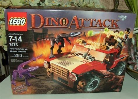 Lego Dino Attack Set 7475 - LEGO Complete Sets & Packs