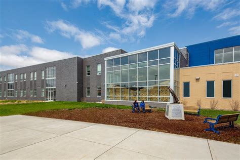 Cristo Rey Jesuit High School - Milwaukee | Bray Architects