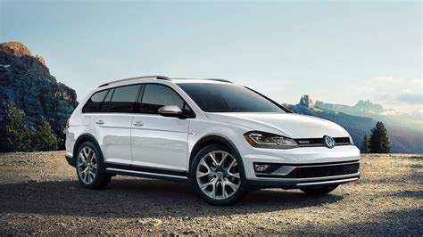 2019 Volkswagen Golf Alltrack Wagon Specs, Review, and Pricing | CarSession