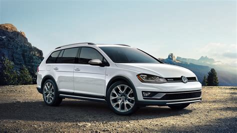 2019 Volkswagen Golf Alltrack Wagon Specs, Review, and Pricing | CarSession