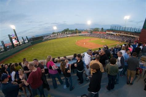 Reno Aces - Aces Ballpark is a baseball stadium in downtown Reno ...