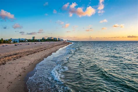 Fort Lauderdale Beach Florida at Sunrise Stock Image - Image of beach ...