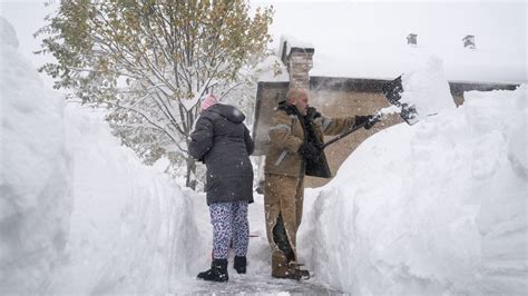 Buffalo snow: Western New York digs out from up to 6 feet of accumulation | CNN