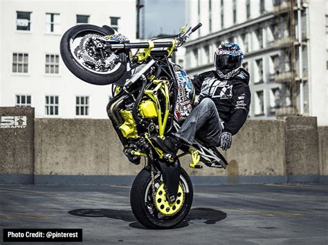 Street Bike Stunts 2022