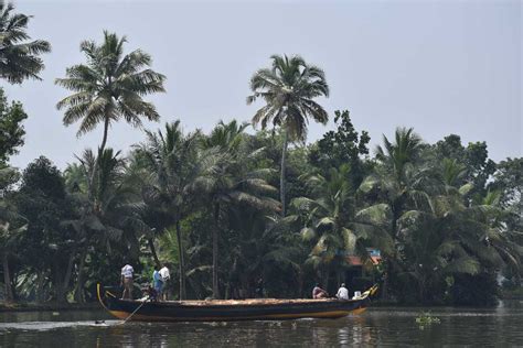 Alleppey Tourism (2018) - Kerala > Allapuzha Backwaters, Top Places