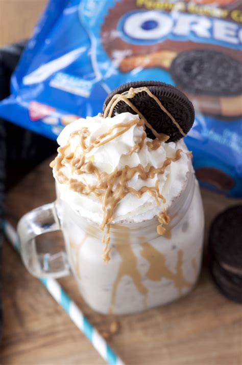 Peanut Butter Cup Oreo Milkshake | Wishes and Dishes