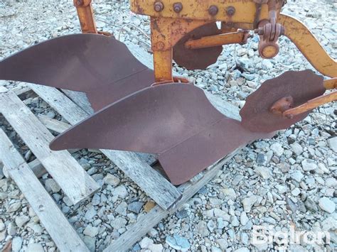 Allis-Chalmers 2x16" Mounted Plow BigIron Auctions