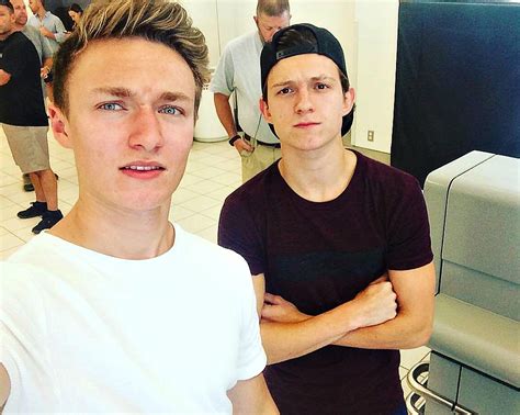 Tom Holland and bFF Harrison Osterfield - stuarte