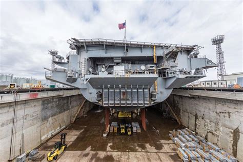 Sailors Shouldn’t Be in Shipyards | Proceedings - June 2019 Vol. 145/6/1,396