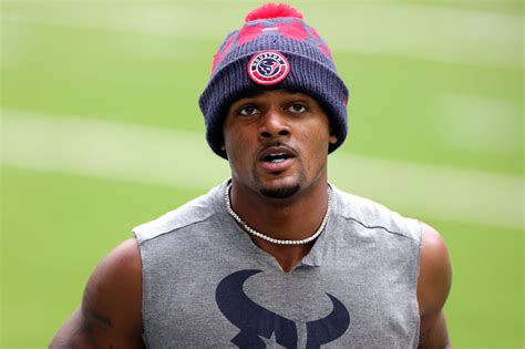 NFL Star Deshaun Watson Accused Of Ejaculating On Massage Therapist In ...