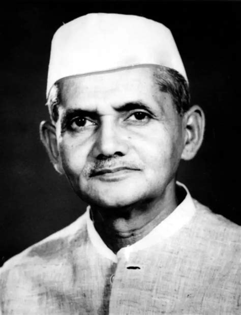 Lal Bahadur Shastri Biography: Early Life, Political Career ...