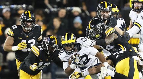 5 Greatest Iowa vs. Michigan College Football Games of All Time - Athlon Sports