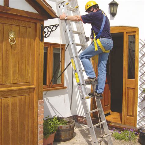 Ladder Restraint & Fall Arrest Safety System | CSS Worksafe