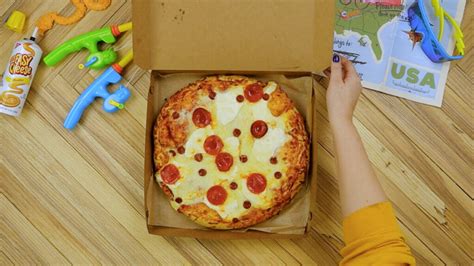 How to Make The Pizza from The Goofy Movie at Home - The Starving Chef