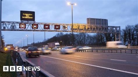 M4 smart motorway overnight closure warning at Theale