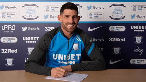 Ched Evans Agrees Deal Until 2023 - News - Preston North End