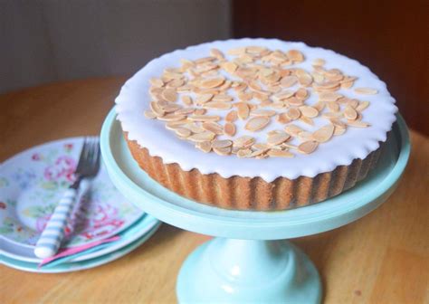 Today I’m going to share with you my gluten free take on Mary Berry’s Bakewell Tart, as featured ...