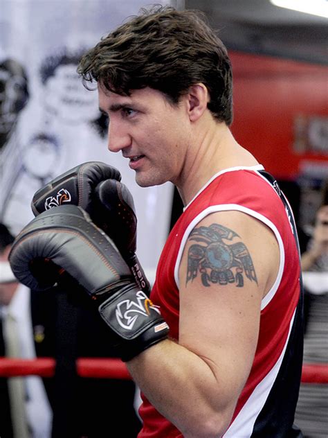 Justin Trudeau’s Arm Tattoo — What’s The Ink On The Prime Minister’s Arm? – Hollywood Life