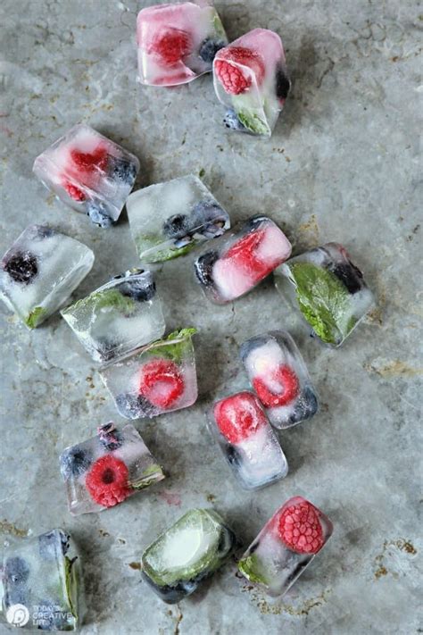 Fruit Filled Ice Cubes - Today's Creative Life