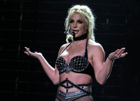 Britney Spears' Longtime Court-Appointed Lawyer Officially Resigns Amid ...