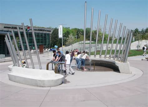 The Hydraulophone: An Instrument Played by Flowing Water - Spinditty