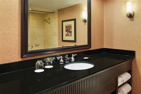 Sheraton Lisle Naperville Hotel Lisle | Bookonline.com