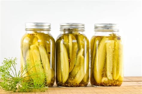 How To Make Dill Pickles (Easy Canning Recipe) - Homestead Acres