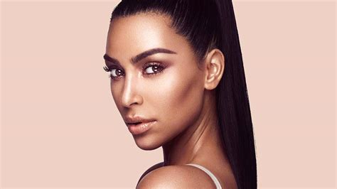 We Can't Wait to Get Our Hands on Kim Kardashian's Contour Kit