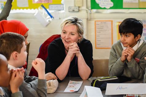 Primary-Futures-Nicky-Morgan-MP-visits-Priestmead-Primary-4th-March-2015 – Education and Employers