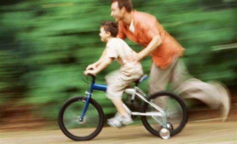 Training wheels don’t work: Balance bikes teach children how to ride.