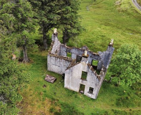 The Scottish Highlands’ most haunted hiking stopover - Luibeilt Bothy — StrangeOutdoors.com