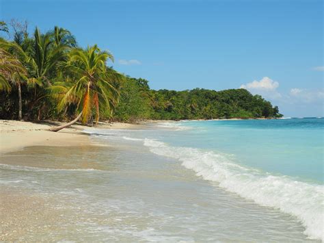 Top 8 Caribbean beaches of Costa Rica - Tiny Travelogue