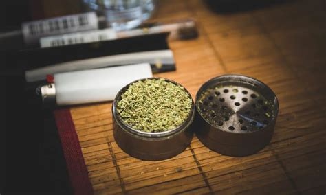 How To Use a Herb Grinder – Weed Grinder Guide – My Blog