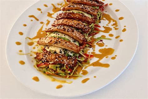 The Dragon Roll - Crunchy Slaw, Tofu + Avocado — Nourish to Flourish