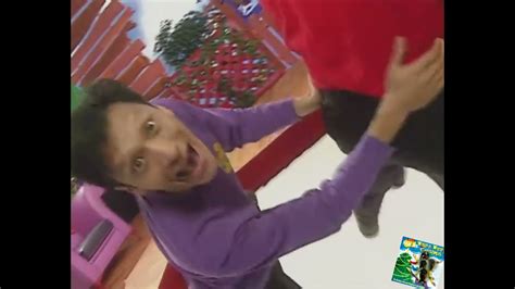 12 Henry's Christmas Dance (Wiggly, Wiggly Christmas) - YouTube