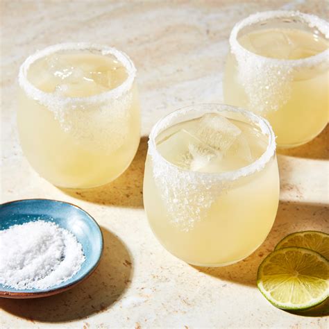 Classic Margarita With Fresh Lime Juice Recipe | Epicurious