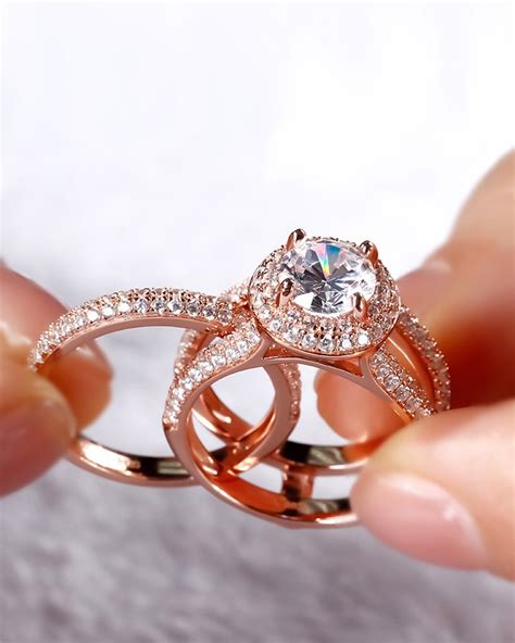 Gold Engagement Rings For Women - Yellow Gold Engagement Rings ...