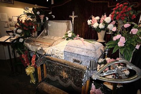 Open Casket Funeral | Ryan+dunn+funeral+open+casket | The Dead | Museum of death, Casket, Funeral