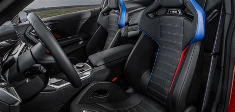 BMW reveals 2023 M2 cabin details | Automotive Interiors World